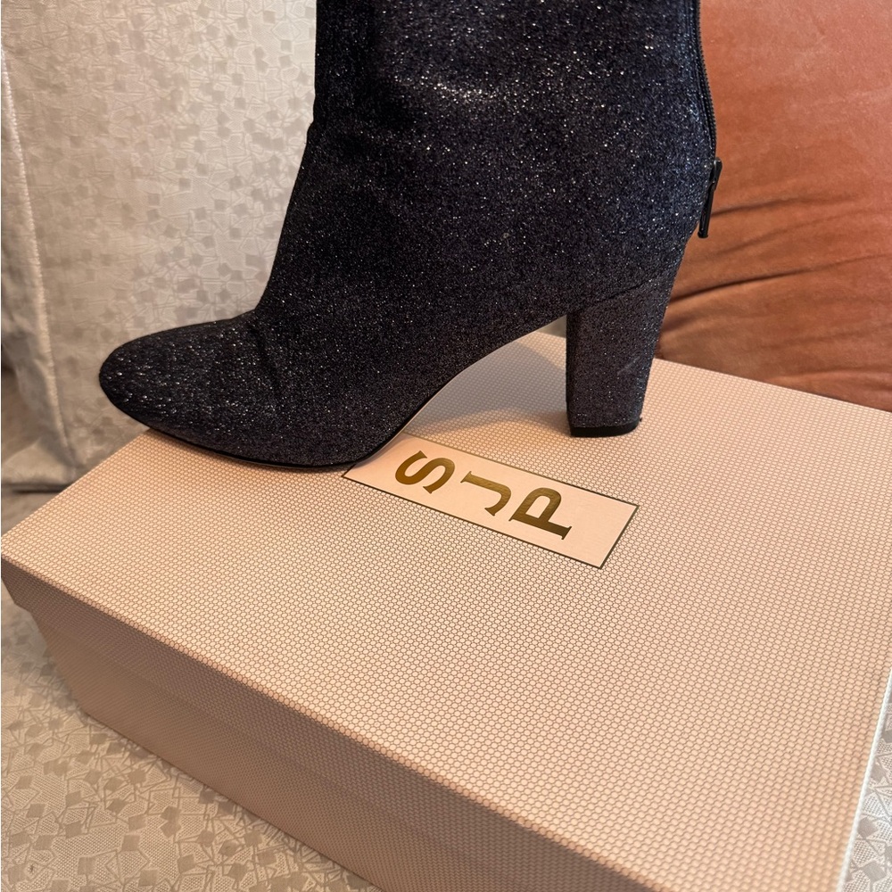 SJP by Sarah Jessica Parker Gray and Black Heeled Boots